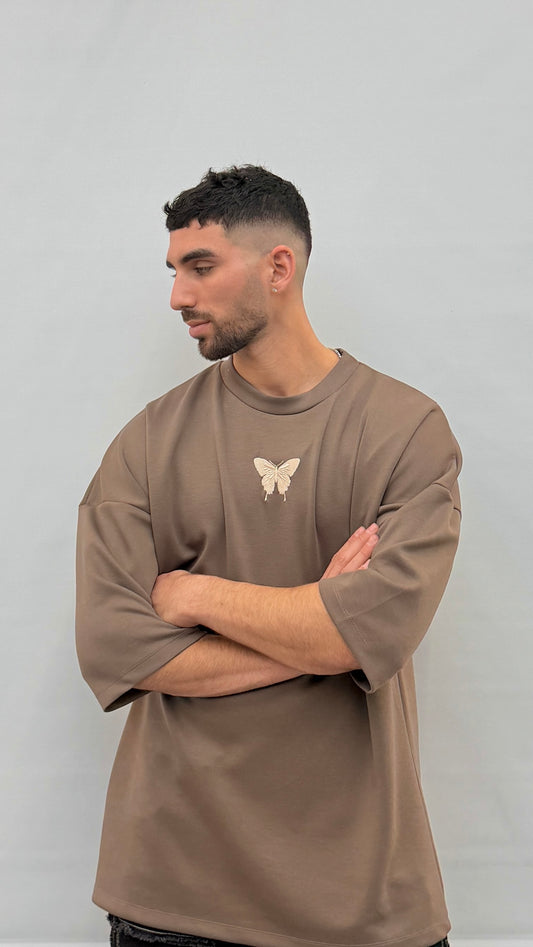 Butterfly Boy oversize + T Brown