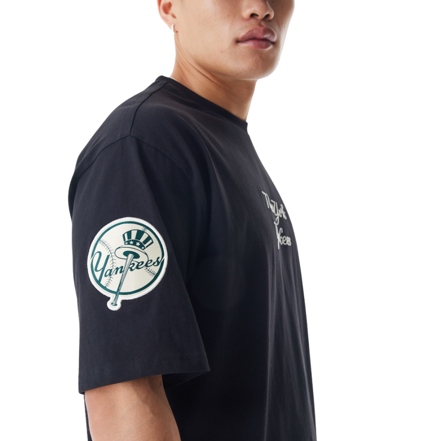New Era NEW YORK YANKEES
  Oversized T-Shirt