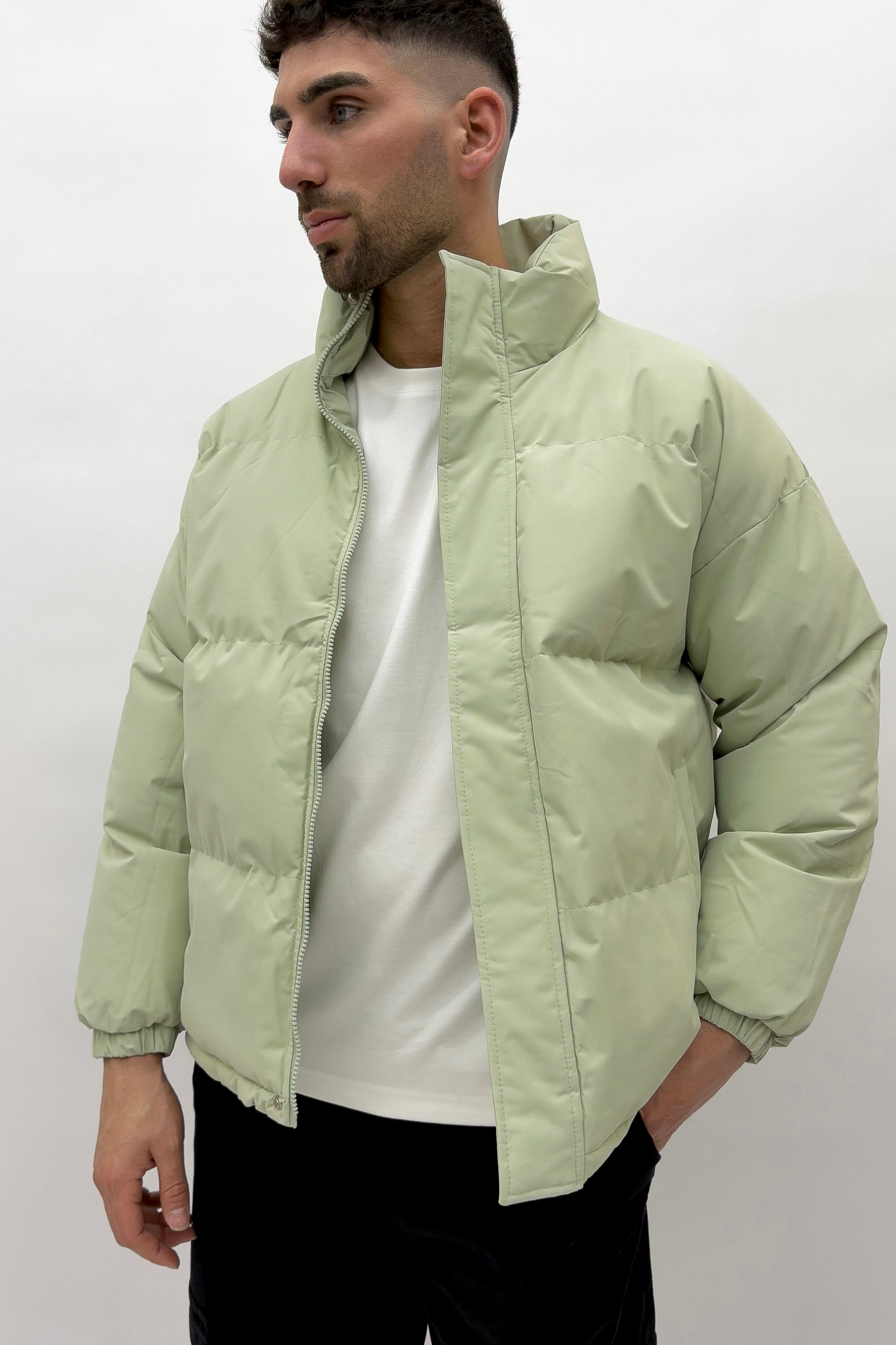 מעיל בומבר ירוק - Butterfly Sneakers