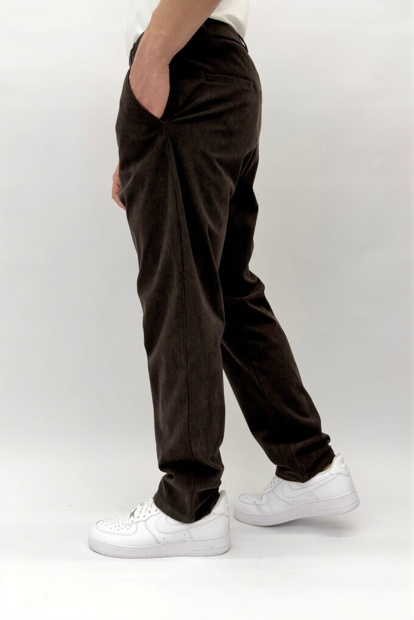 מכנס דגמ"ח שחור - Butterfly Sneakers