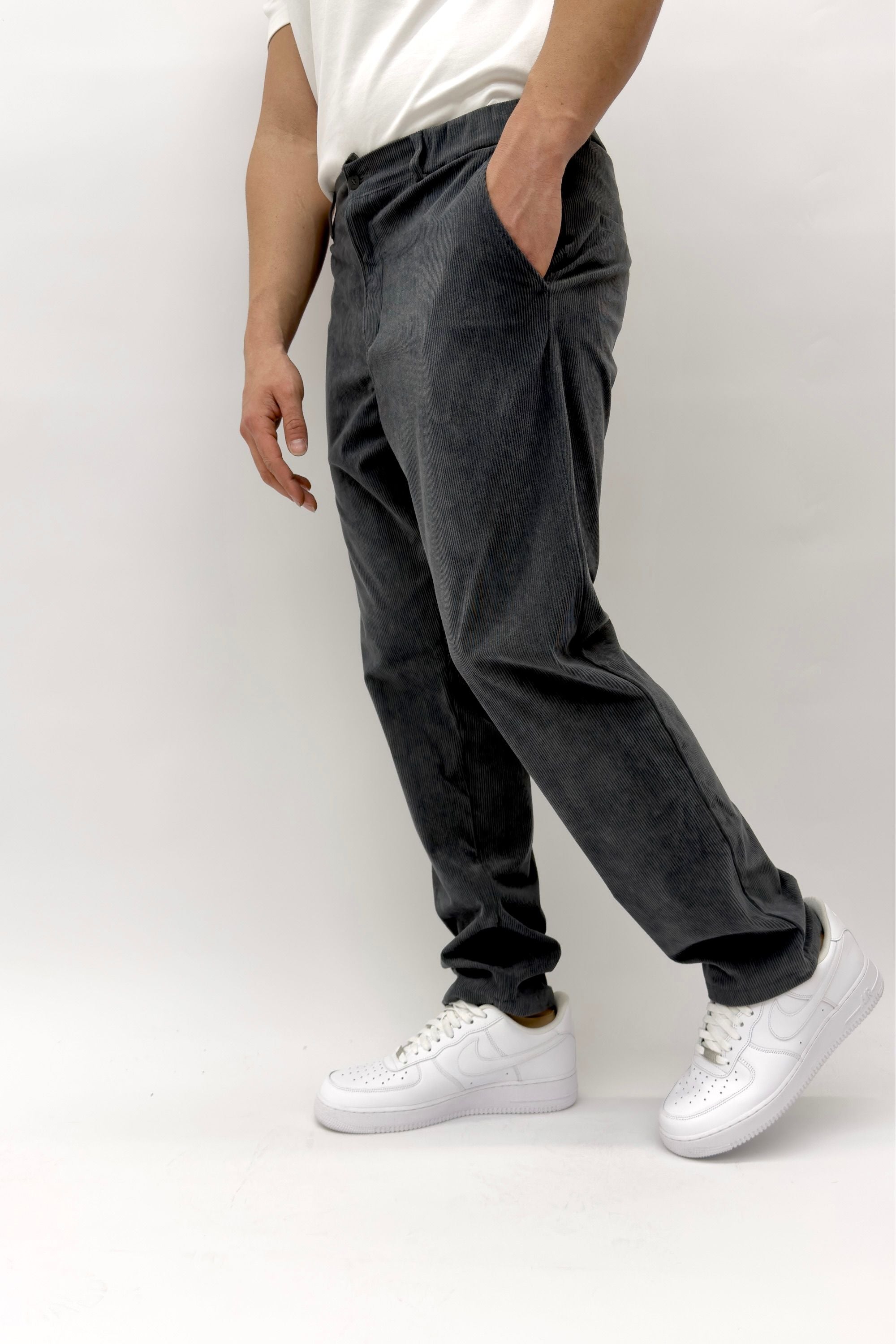 מכנס ארוך קורדרוי - Butterfly Sneakers