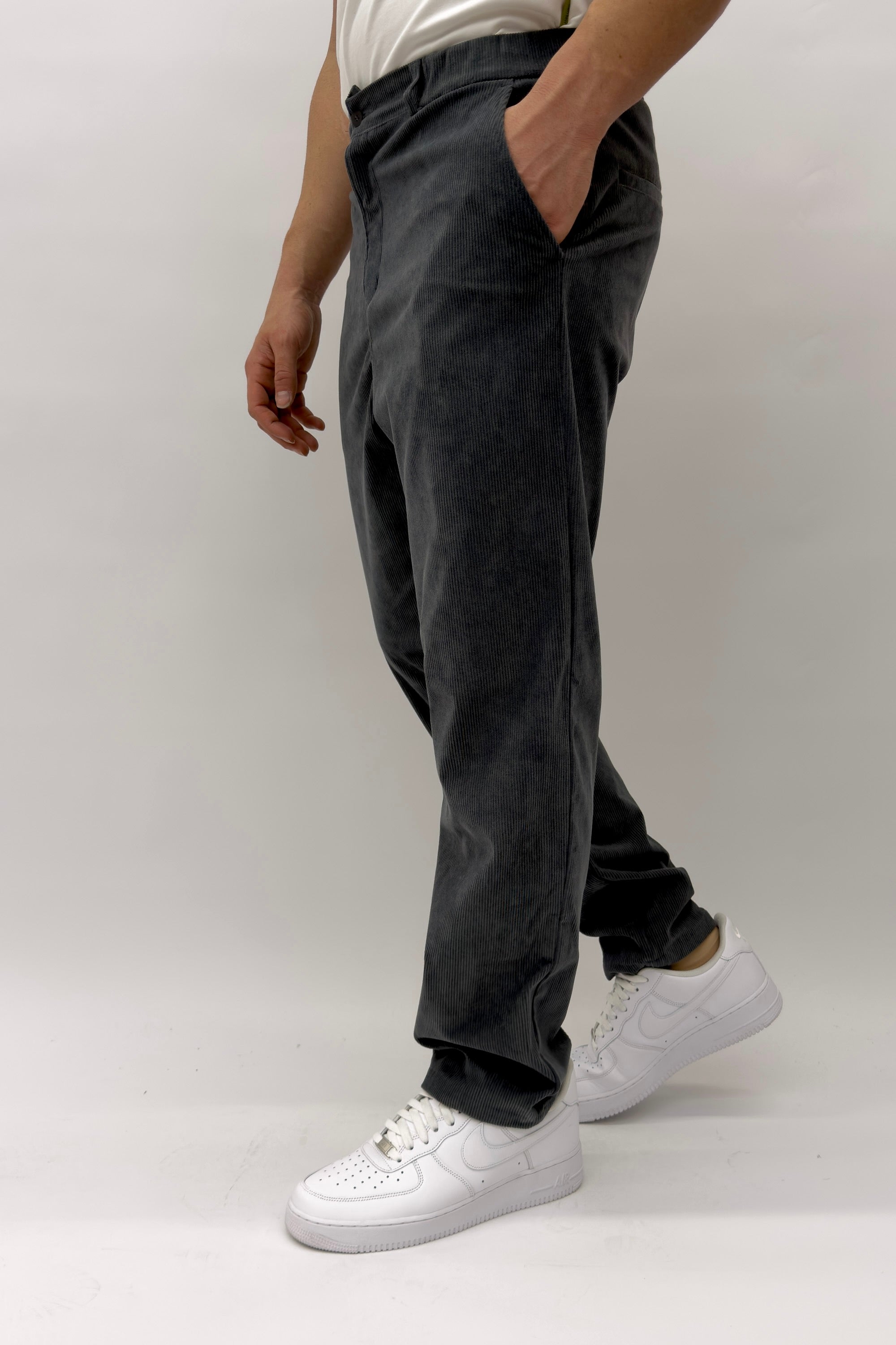 מכנס ארוך קורדרוי - Butterfly Sneakers