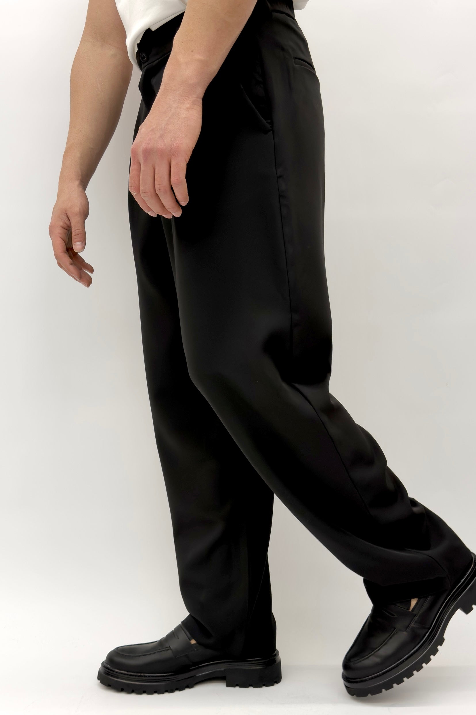 Butterfly מכנס אלגנט רחב - Butterfly Sneakers