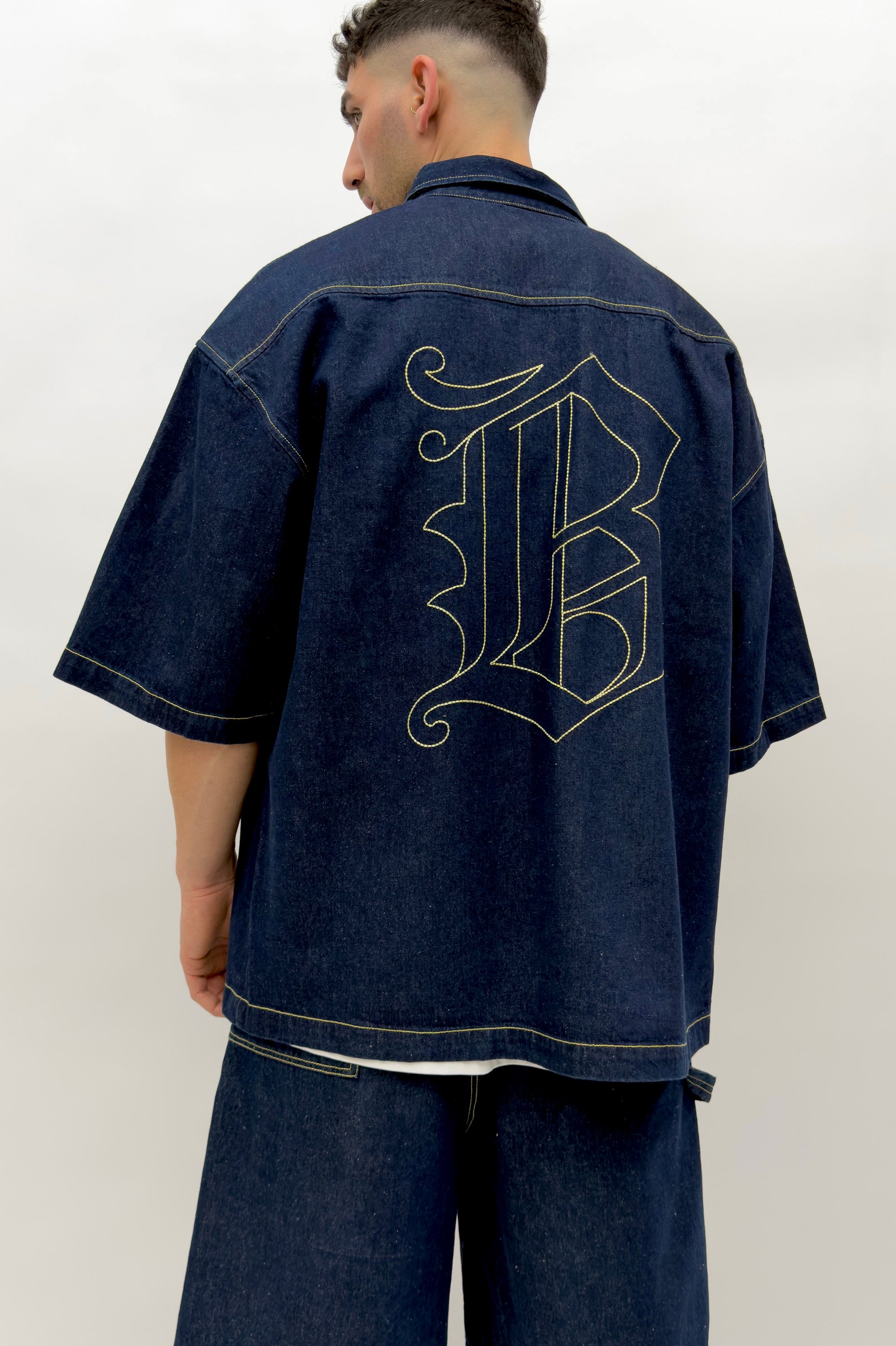 ג׳קט גינס שרוול קצר - Butterfly Sneakers