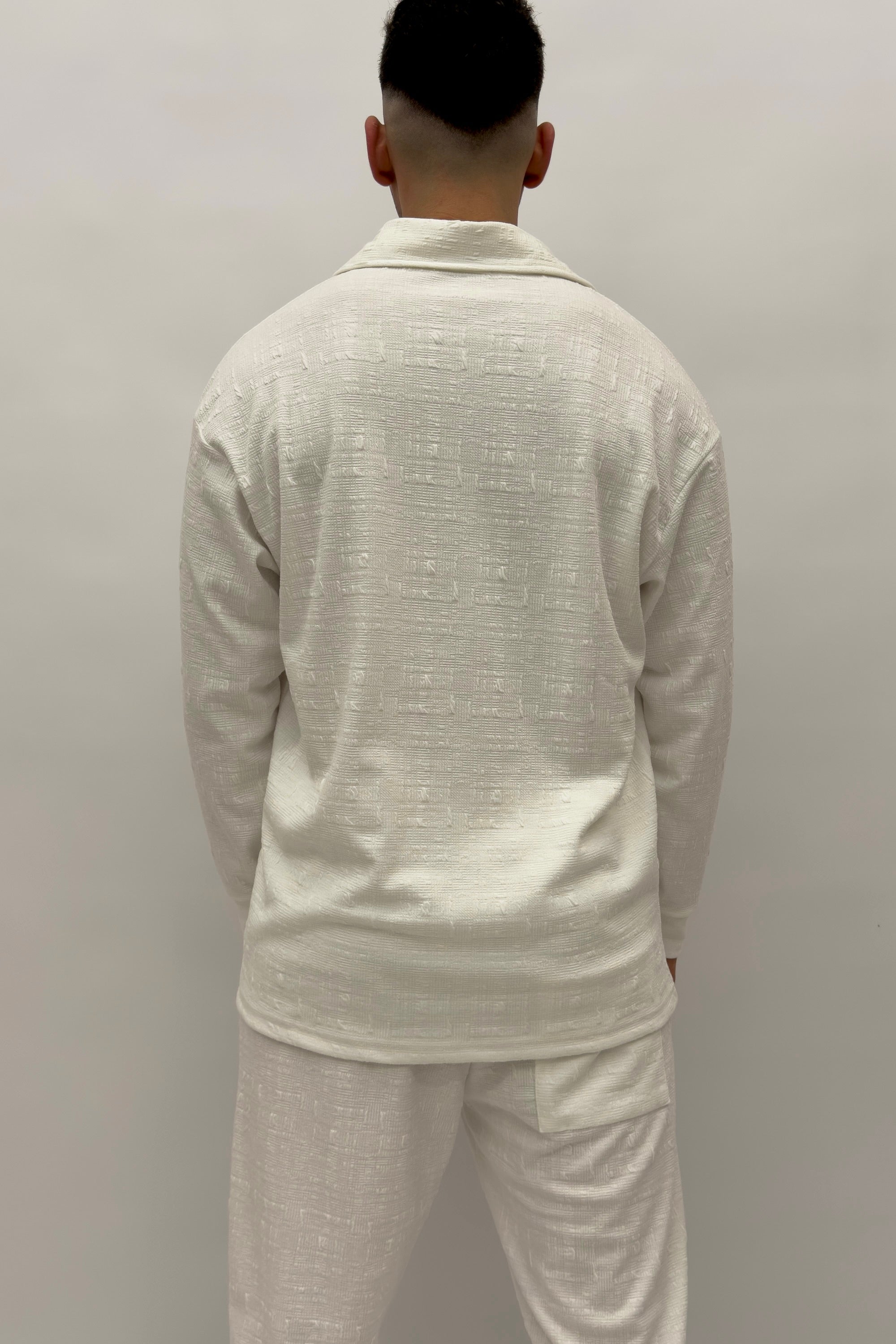 חולצה אלגנט חליפת פשתן - Butterfly Sneakers