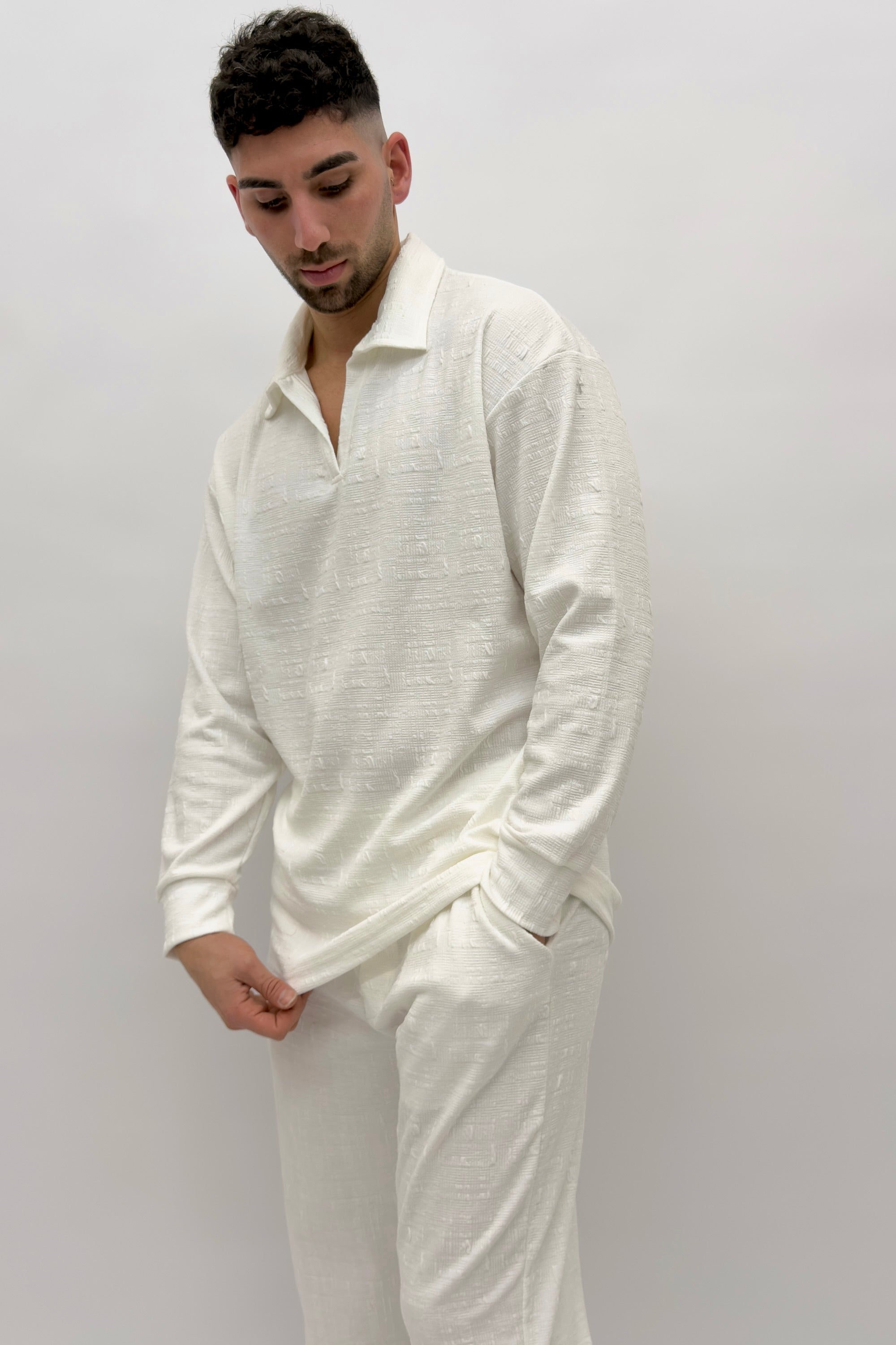 חולצה אלגנט חליפת פשתן - Butterfly Sneakers