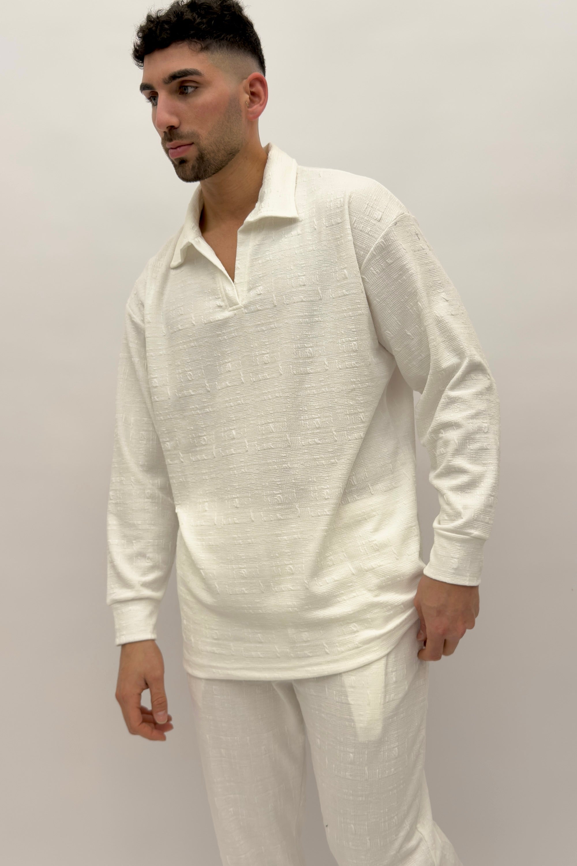 חולצה אלגנט חליפת פשתן - Butterfly Sneakers