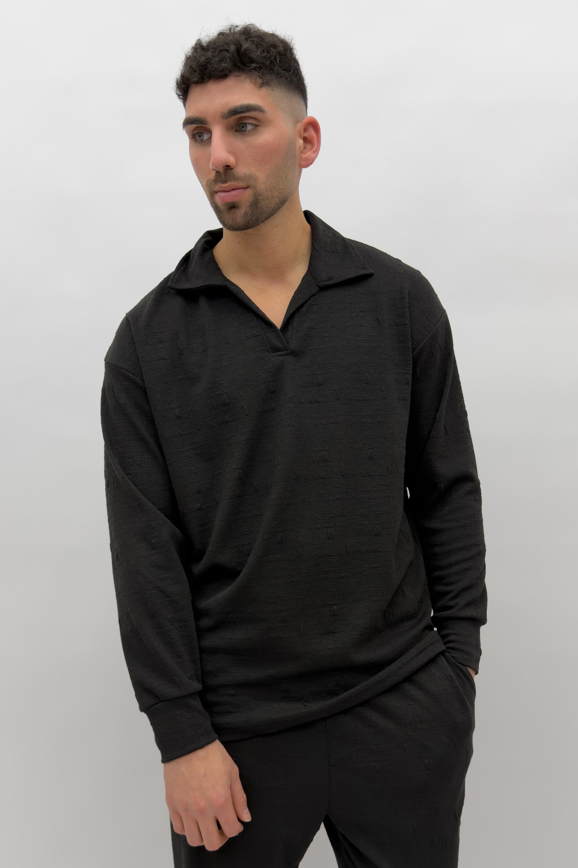 חולצה אלגנט חליפת פשתן - Butterfly Sneakers