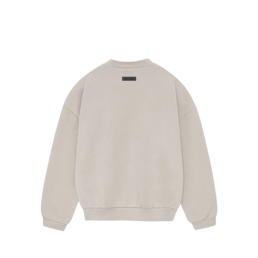 ESSENTIALS fear of god crewneck
Silver cloud