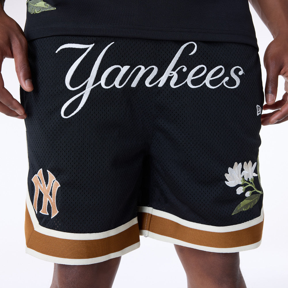 New York Yankees MLB Floral Black Shorts