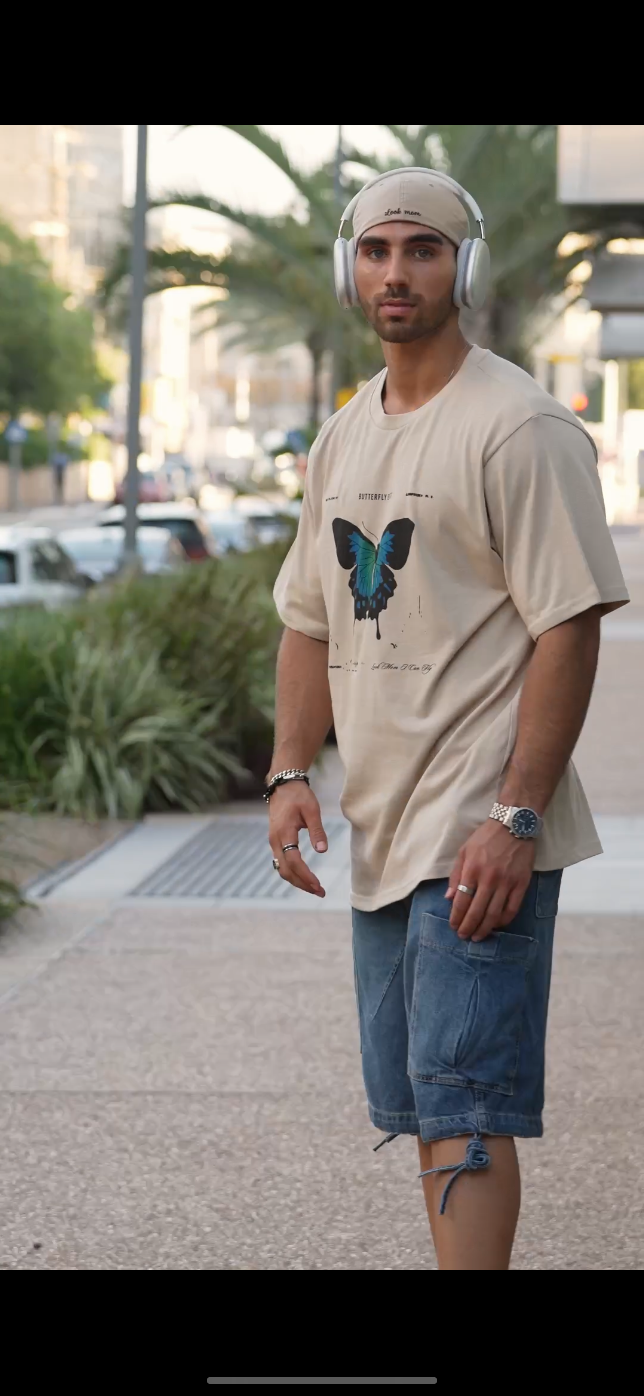 Brown T-shirt - Butterfly Sneakers