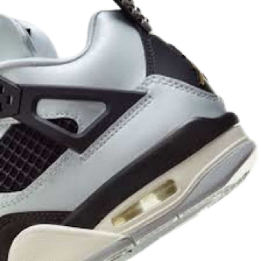 Jordan 4 Pure Platinum