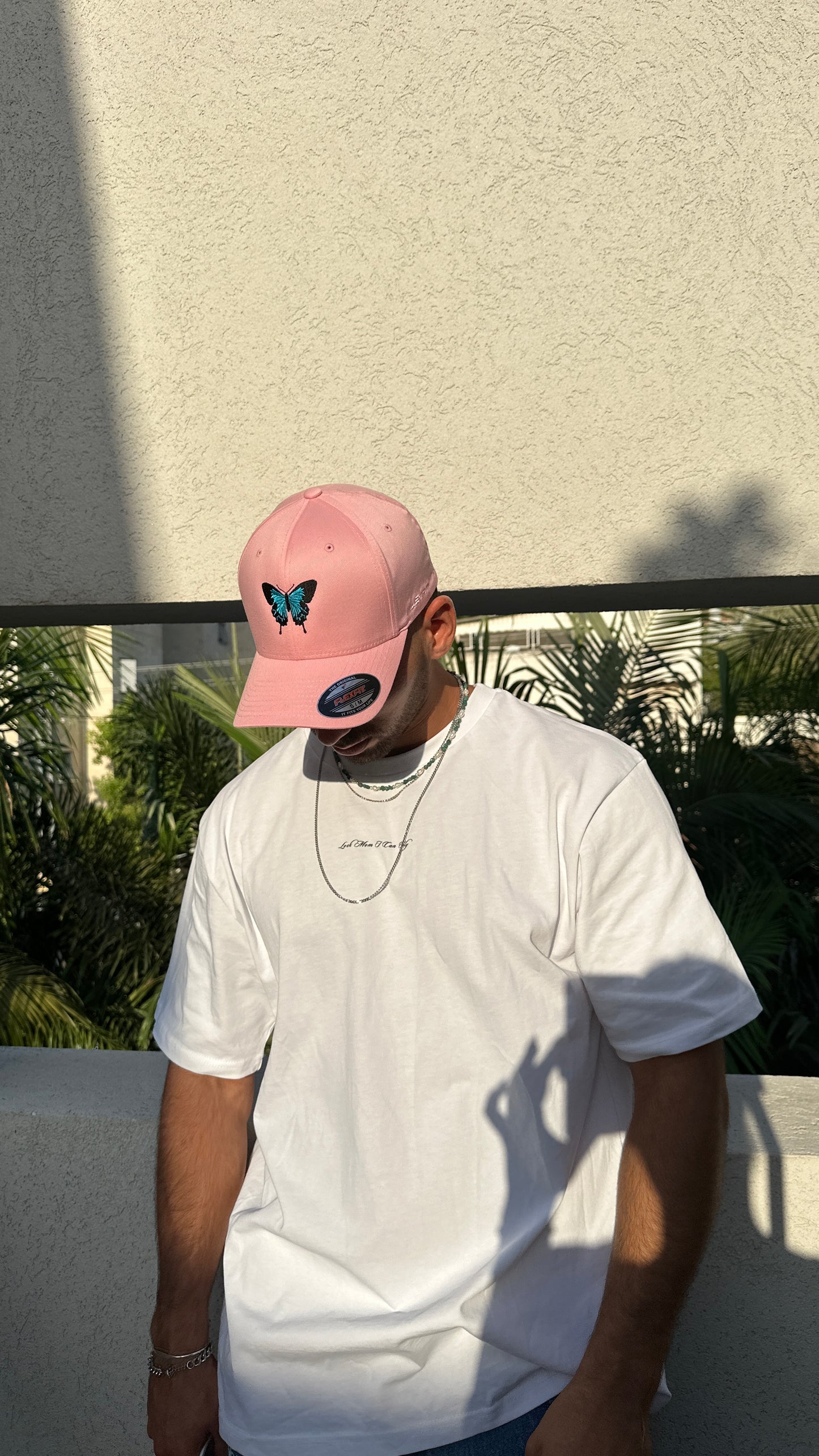 Butterfly Pink Cap Look mom