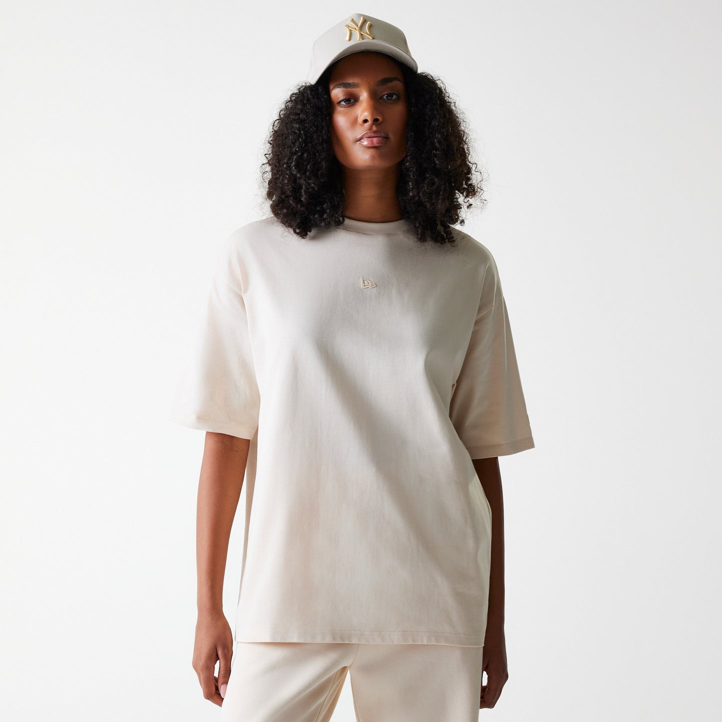 TECH TEE LTC חולצת טי שירט שרוול קצר