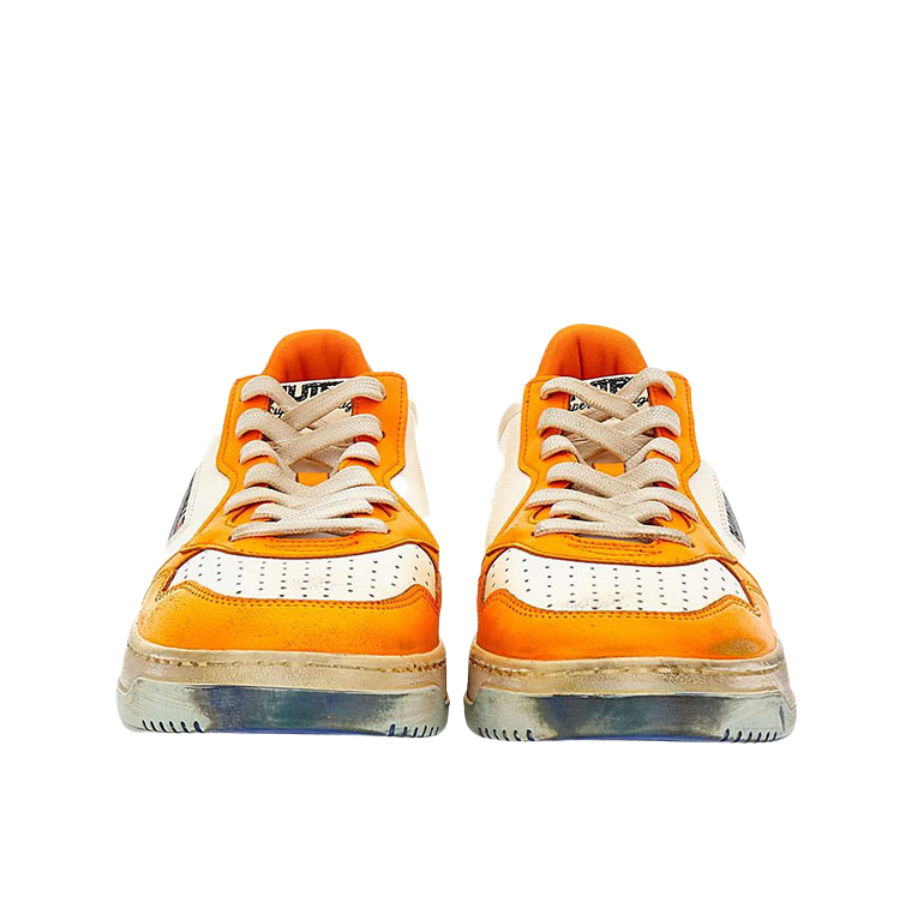 AUTRY SNEAKERS WHITE AND ORANGE