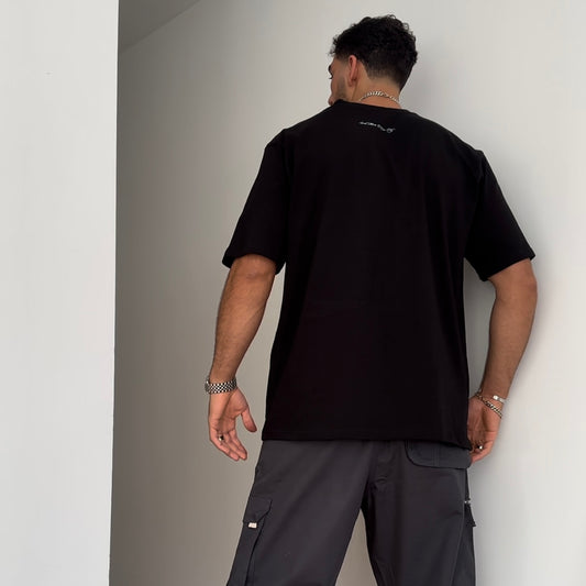 Black T-shirt - Butterfly Sneakers