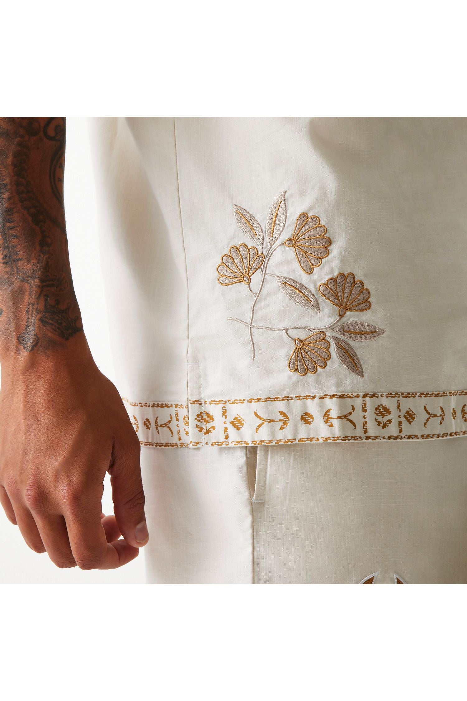 New York Yankees MLB Taping חולצה מכופתרת שרוול קצר - Butterfly Sneakers