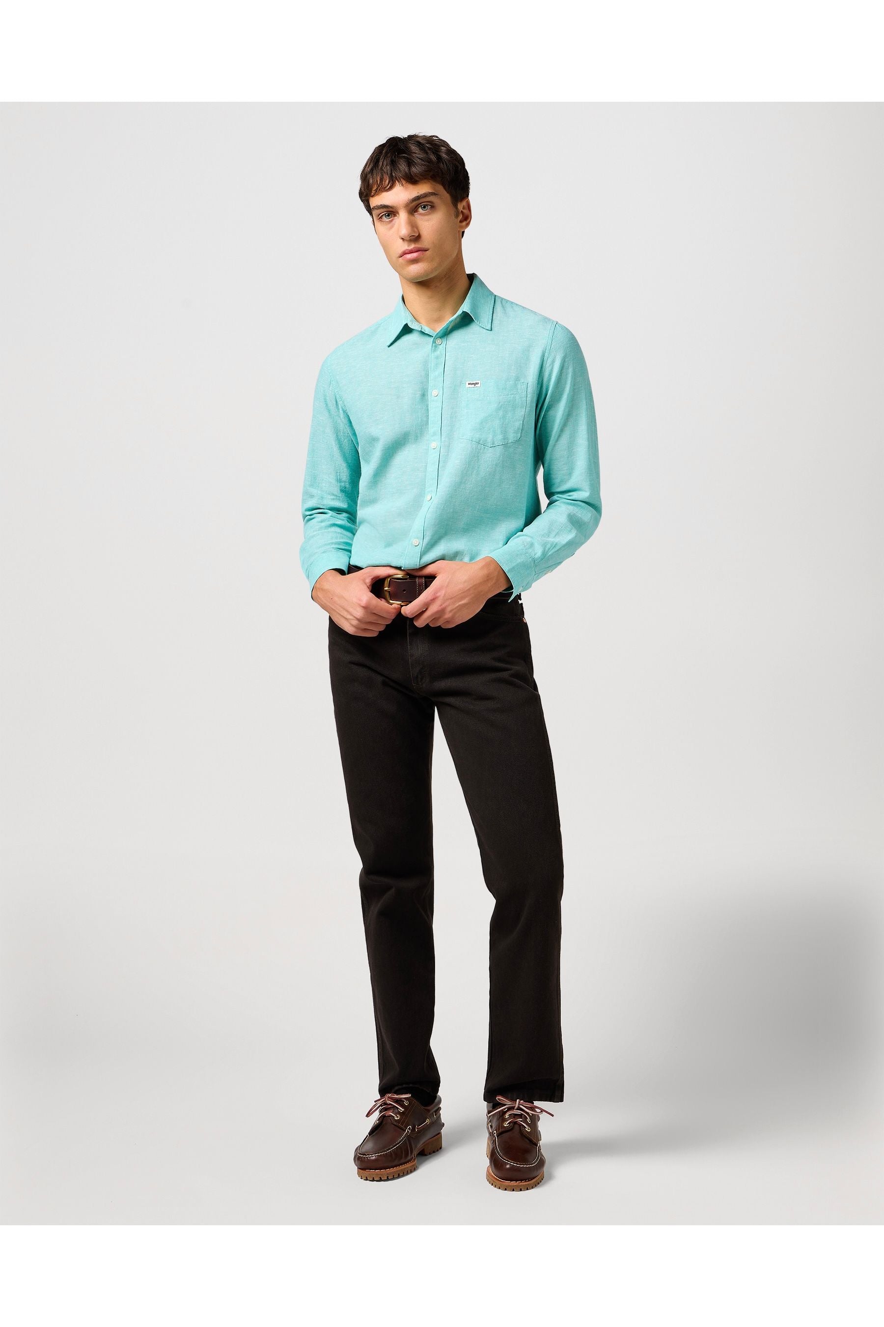 חולצה מכופתרת שרוול ארוך עם כיס - טורקיז - Butterfly Sneakers