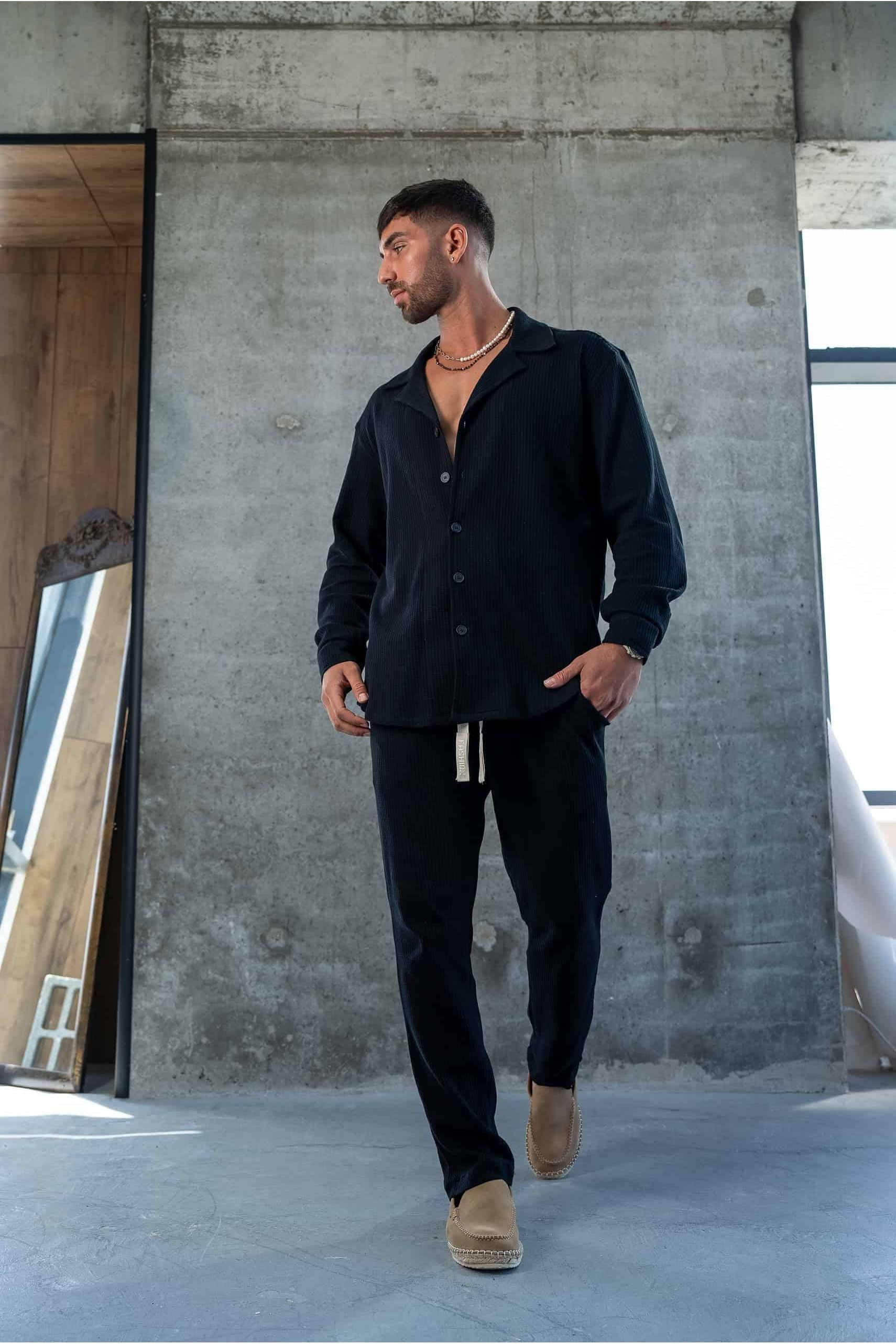 חולצת גקט קוקונאריס שחור - Butterfly Sneakers