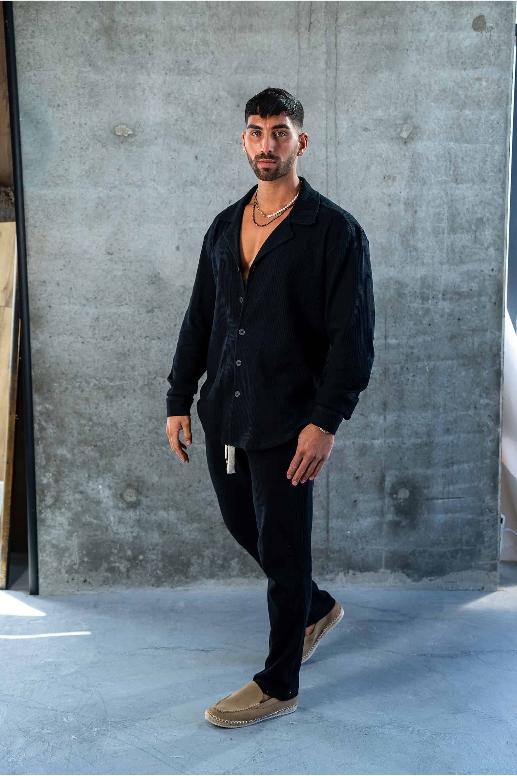 חולצת גקט קוקונאריס שחור - Butterfly Sneakers