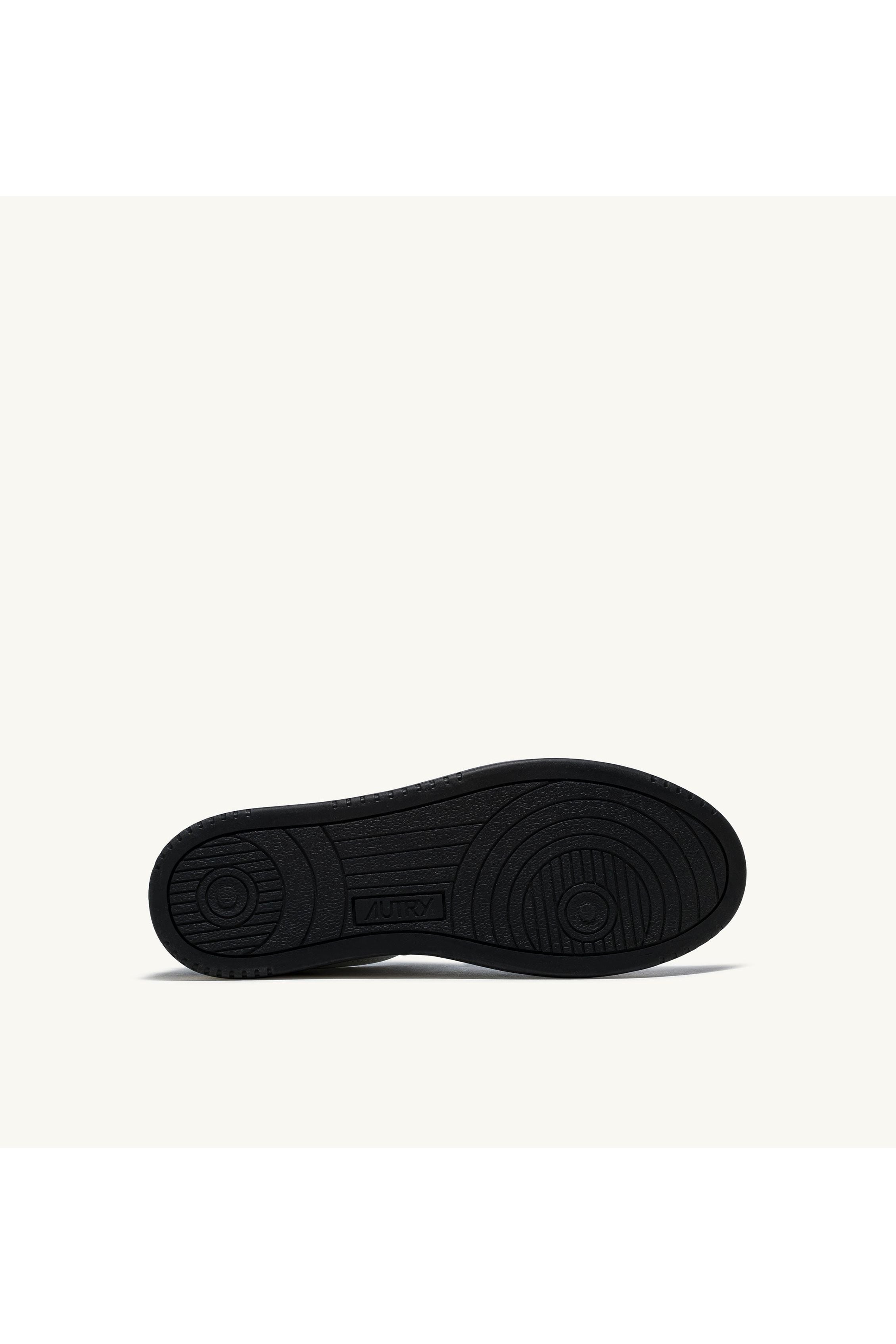 MEDALIST LOW
MAN WB01 LEATHER/LEATHER סניקרס - Butterfly Sneakers
