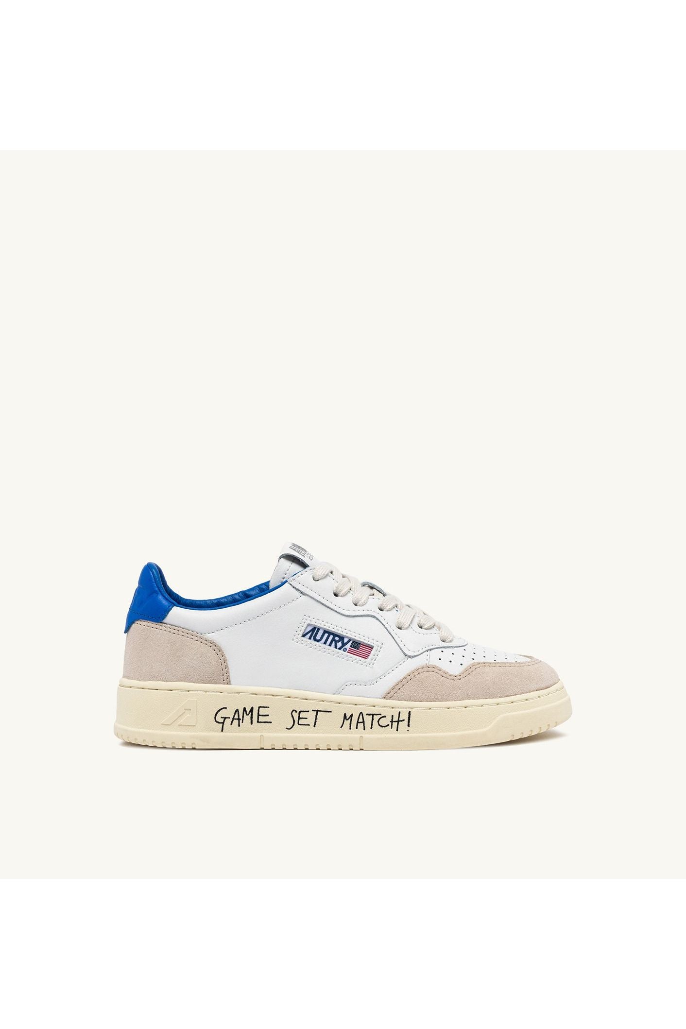 MEDALIST LOW SNEAKERS IN WHITE AND PALACE BLUE LEATHER AND SUEDE WITH LETTERING - Butterfly Sneakers
