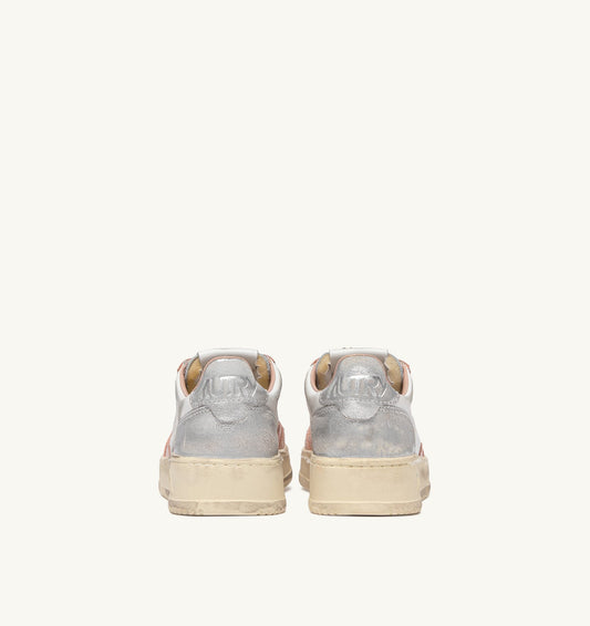 MEDALIST LOW SUPER VINTAGE SNEAKERS IN WHITE POWDER PINK AND SILVER LEATHER