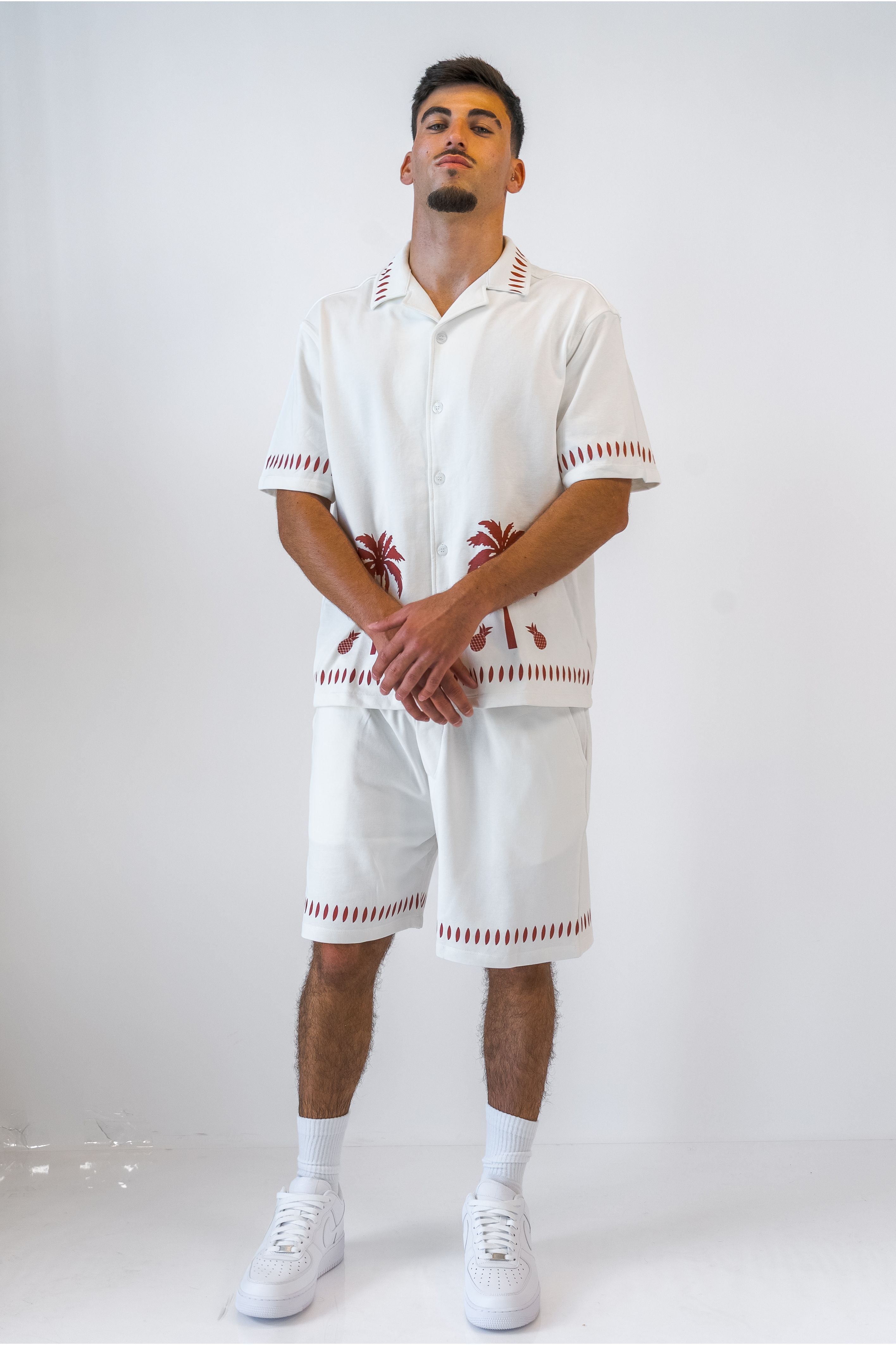 מכנס קצר חליפה הוואי לבן - Butterfly Sneakers