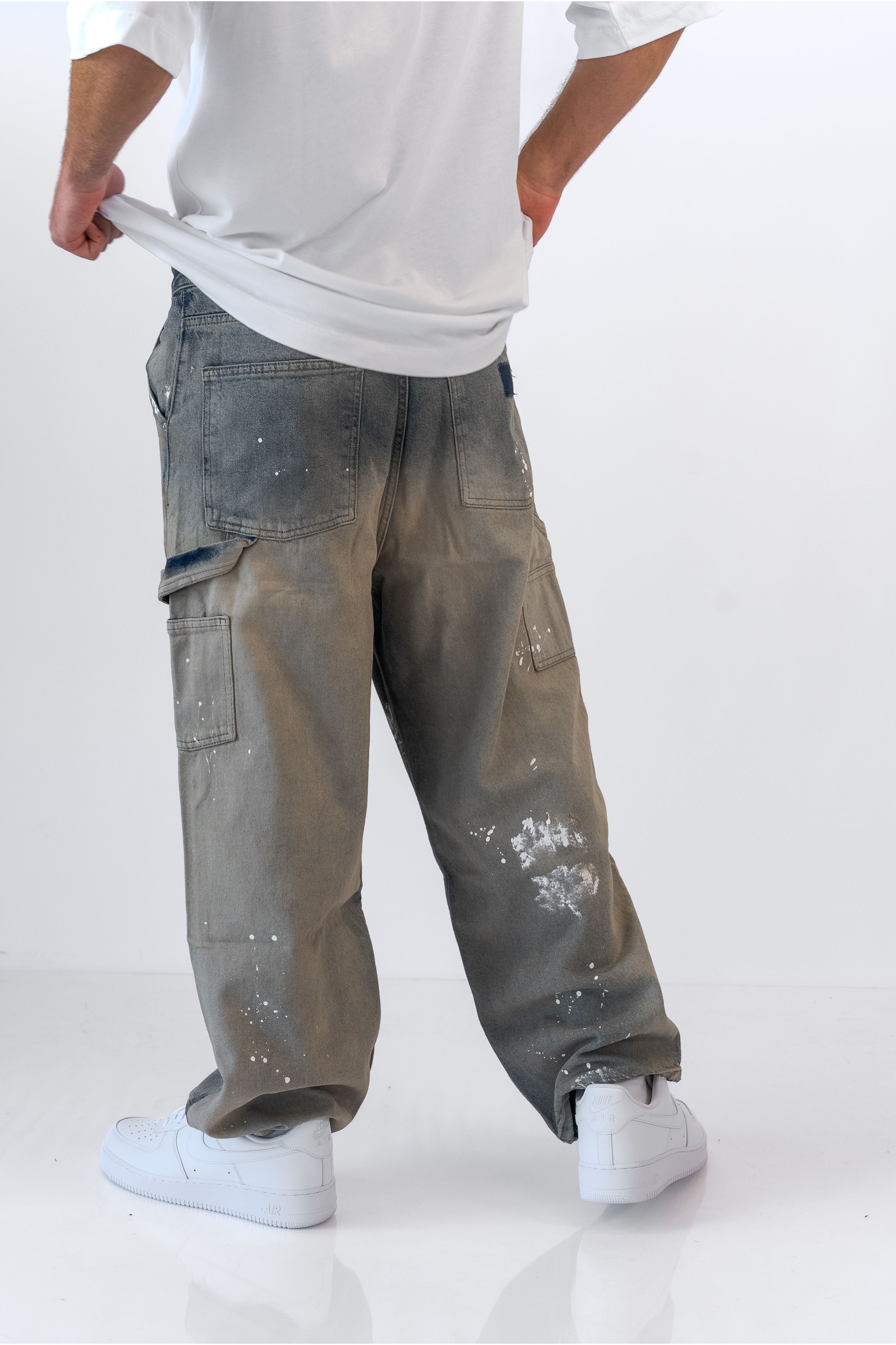 גינס בגזרת  Baggy כחול ווש - Butterfly Sneakers