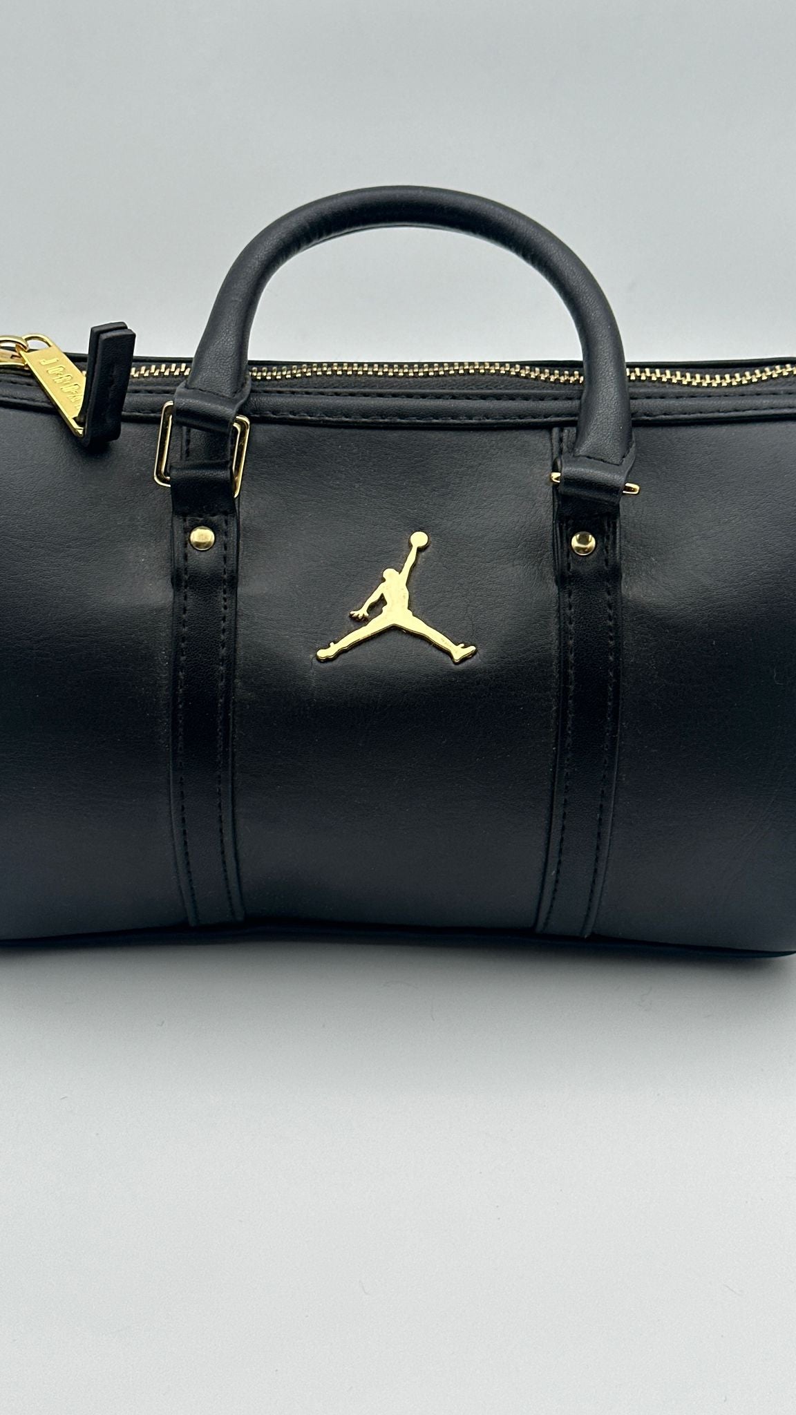 Jordan jumpman leather duffle bag best sale