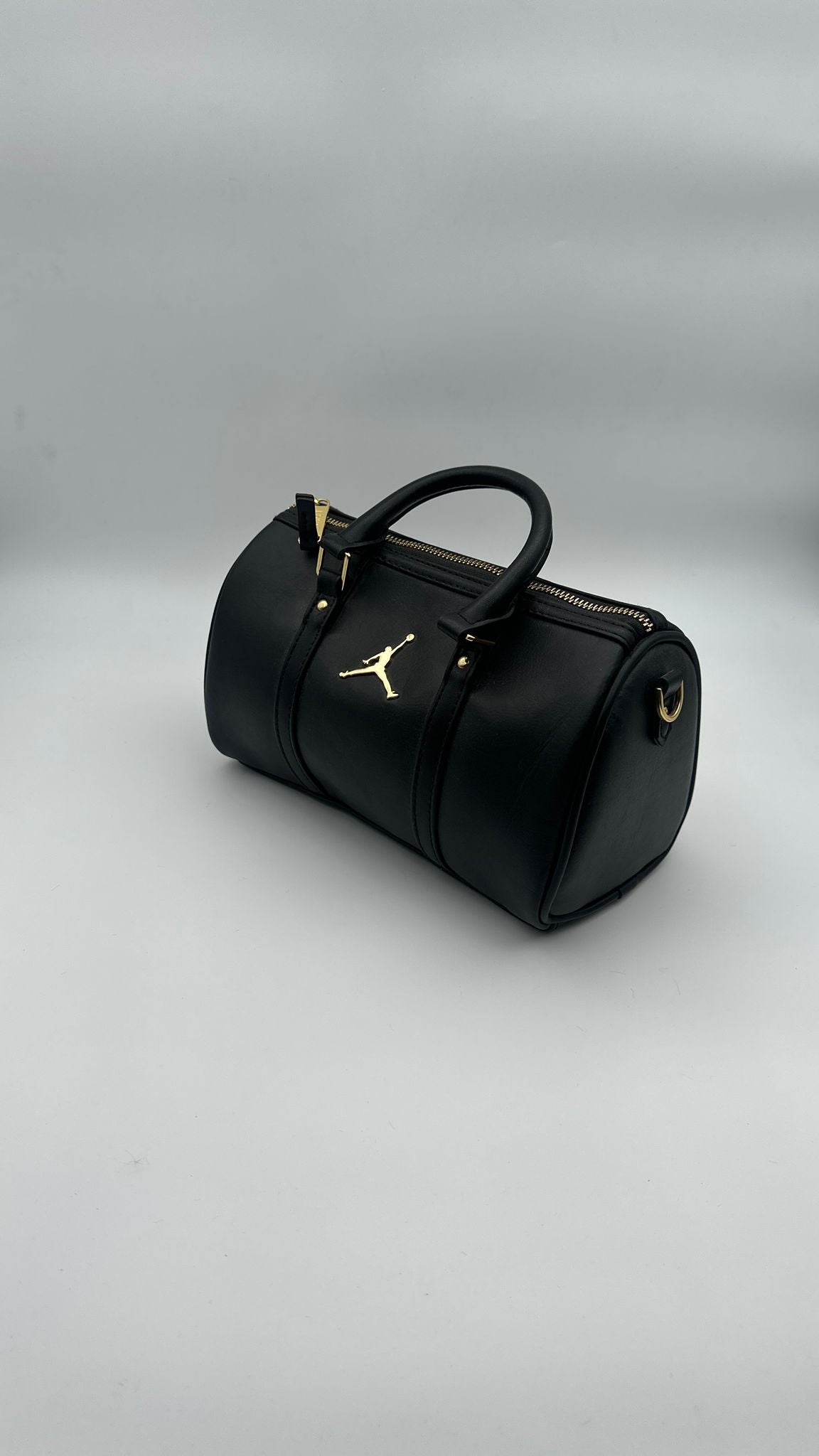 Jordan Duffle Bag Small - Butterfly Sneakers