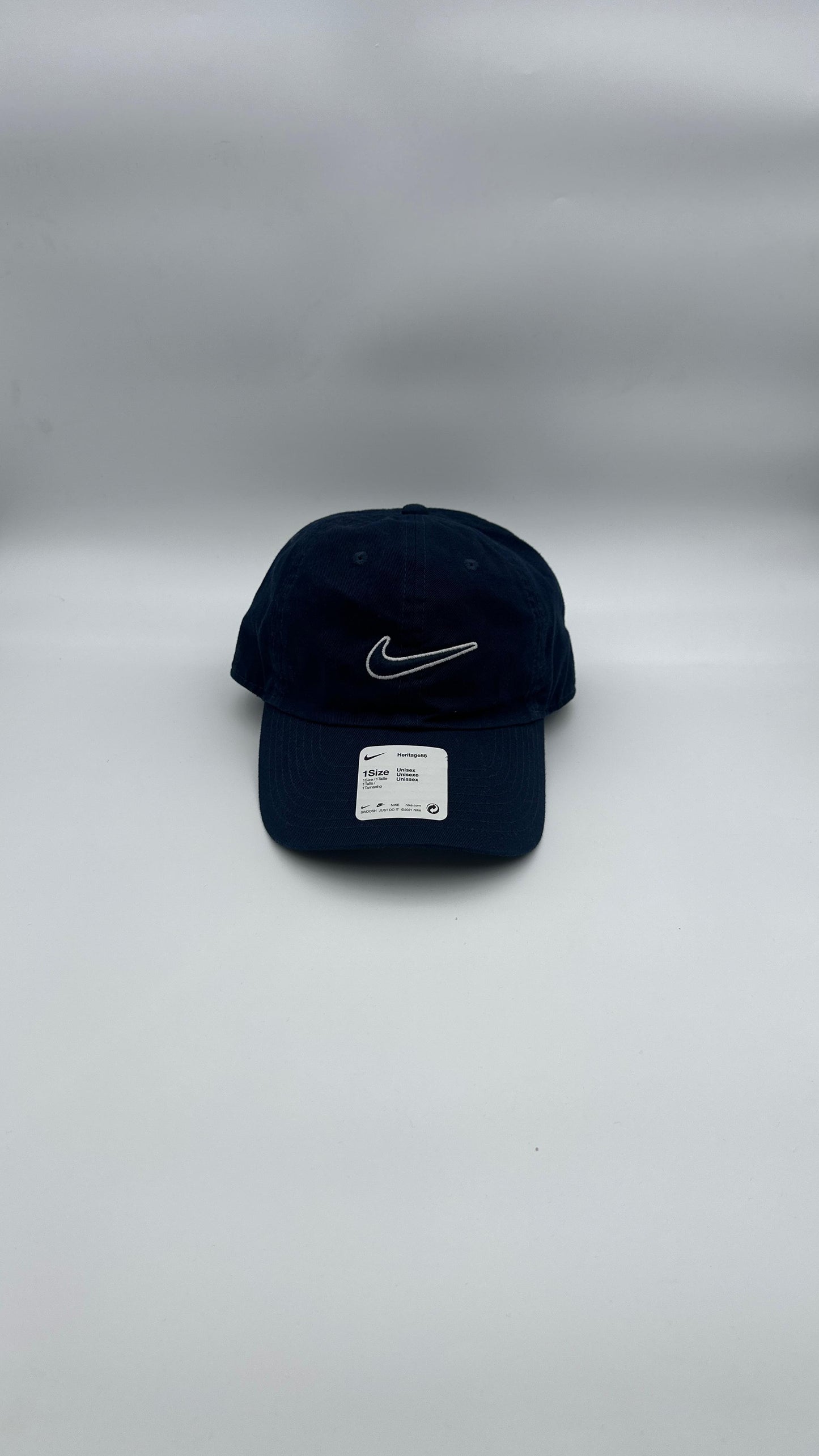 Nike Sportswear Heritage 86 Cap ״Navy Blue” - Butterfly Sneakers