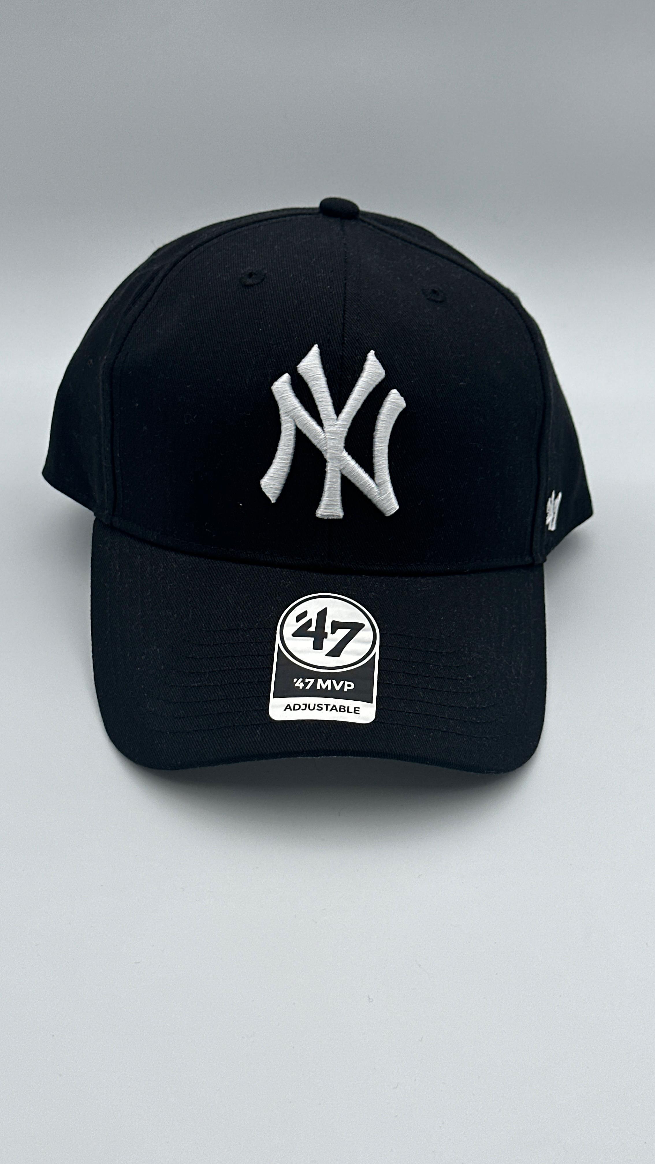 ‏NEW YORK YANKEES BLACK BASIC 47 MVP 129.90₪ - Butterfly Sneakers