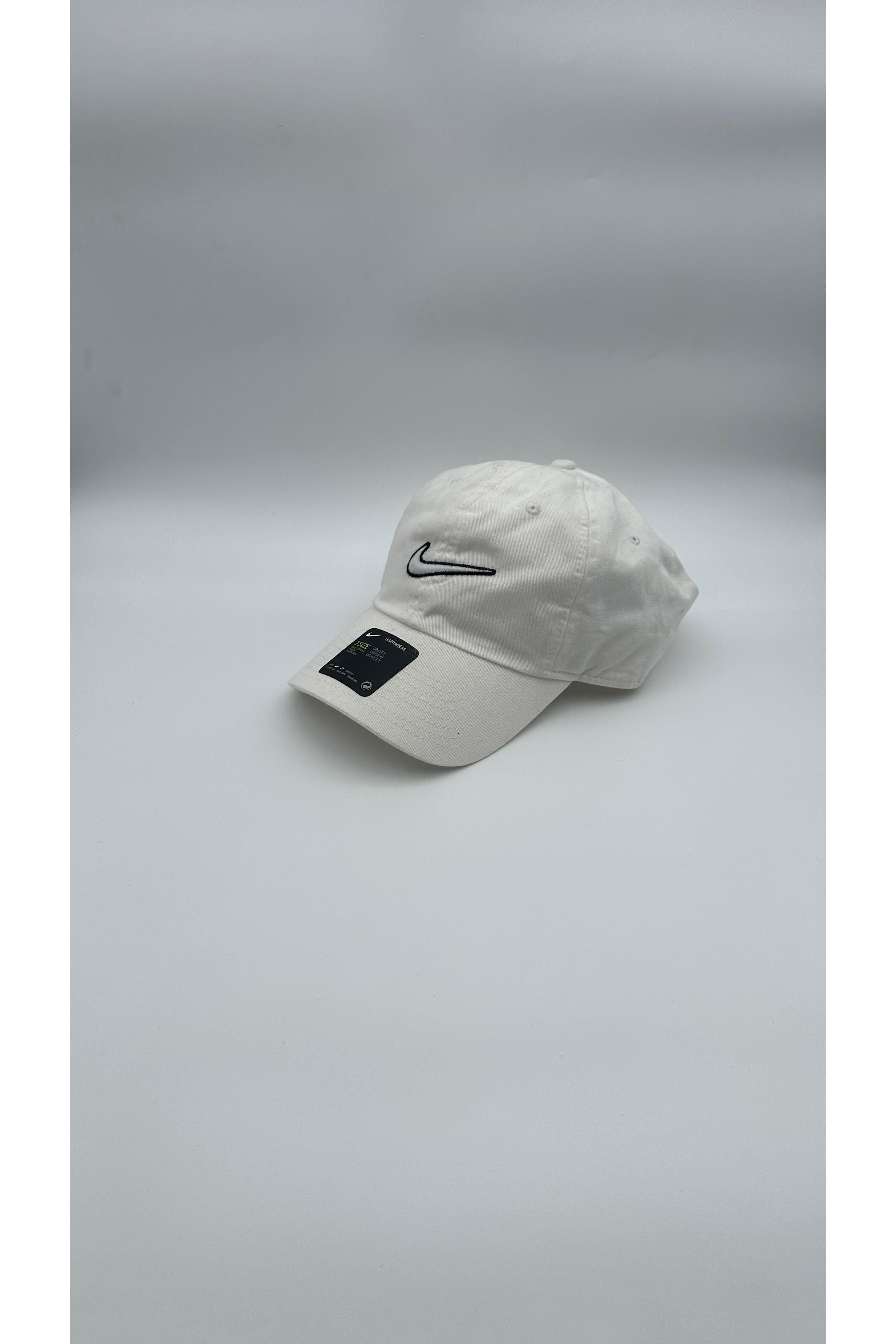 Nike Sportswear Heritage 86 Cap  ”White” - Butterfly Sneakers