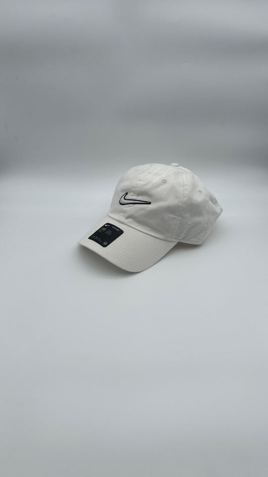 Nike Sportswear Heritage 86 Cap  ”White” - Butterfly Sneakers