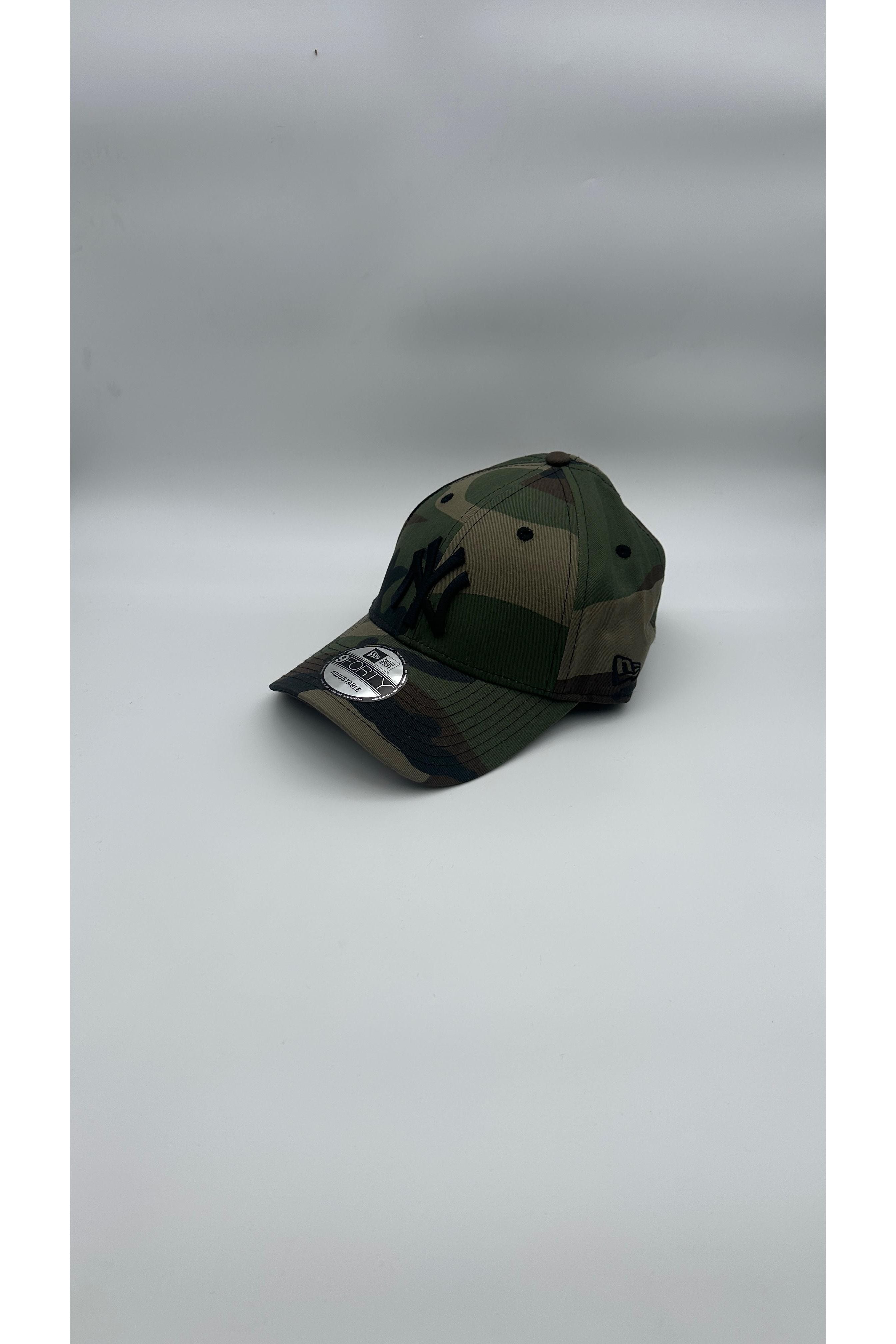 NEW YORK Cap “Army Black” - Butterfly Sneakers