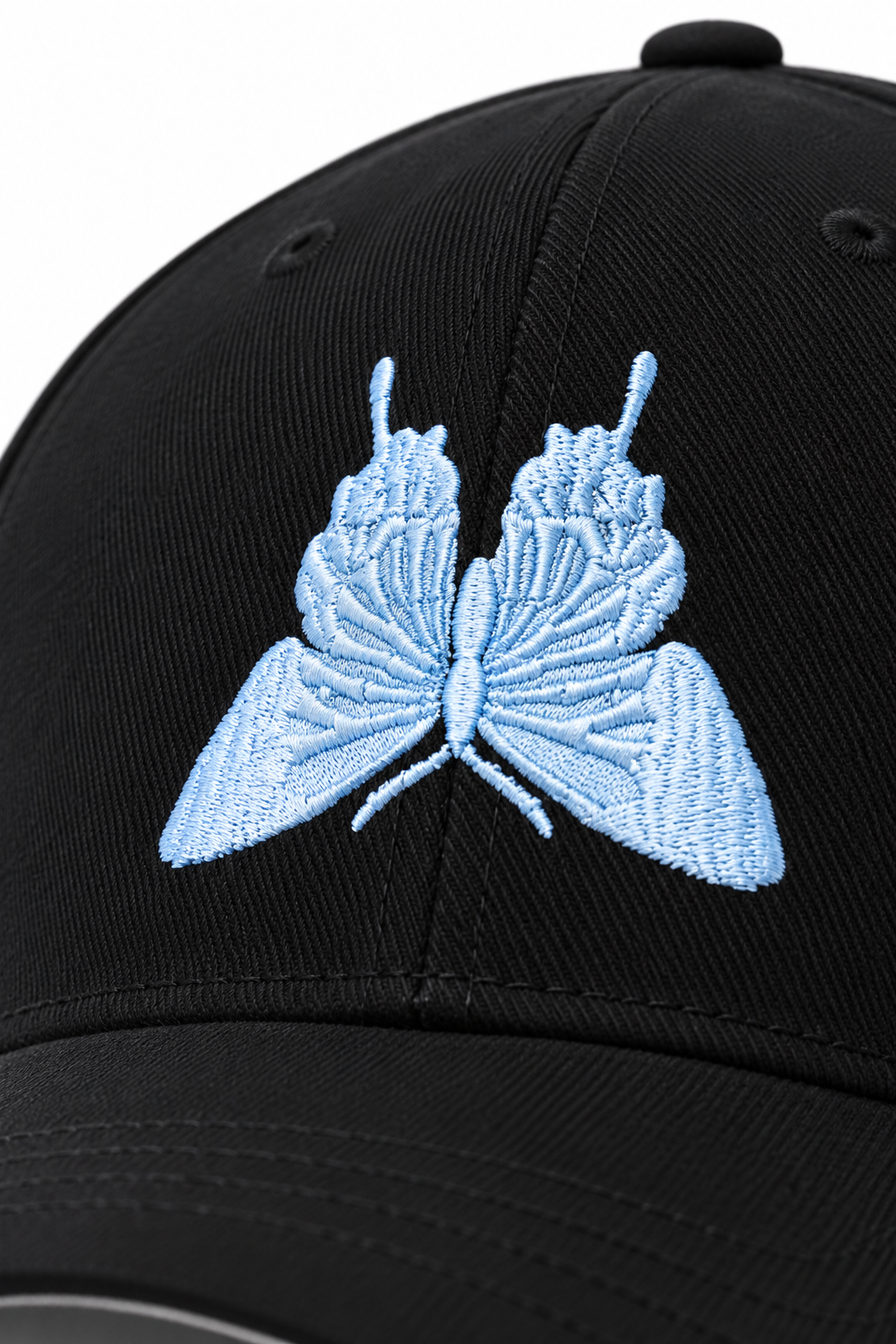 Butterfly Boy — FLIP BLACK 3 — תקריב רקמה