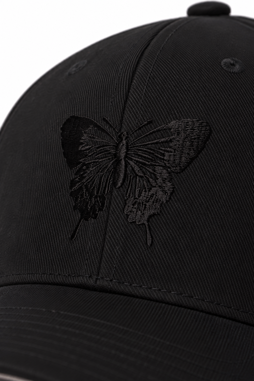 Butterfly Boy — SETAI 5 — תקריב רקמה
