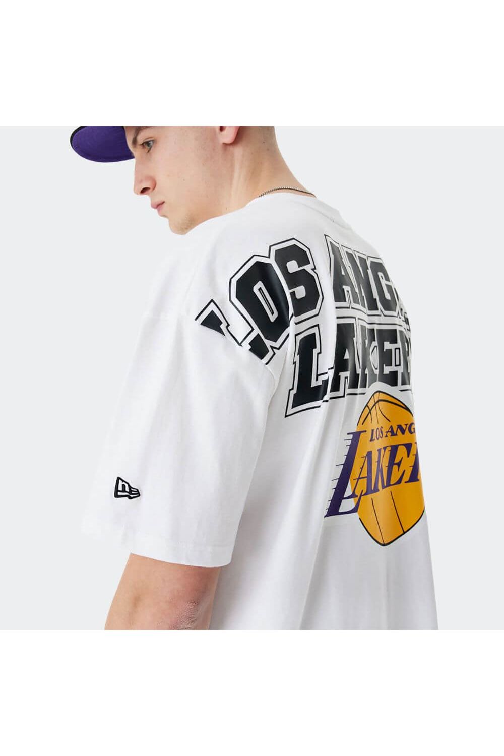 NBA LARGE GRPHC BP OS TEE LOS ANGELS LAKERS - Butterfly Sneakers